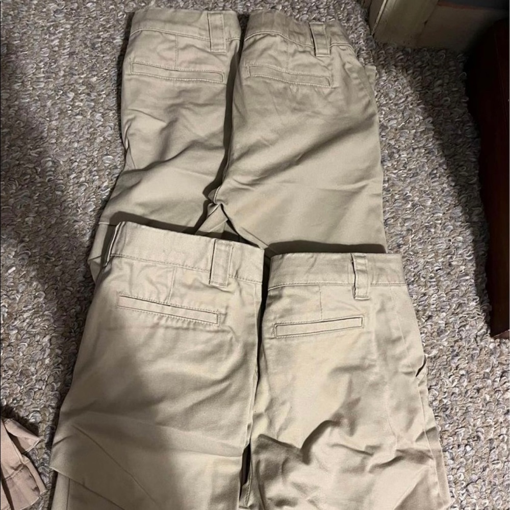 Size 10 girls khaki capris